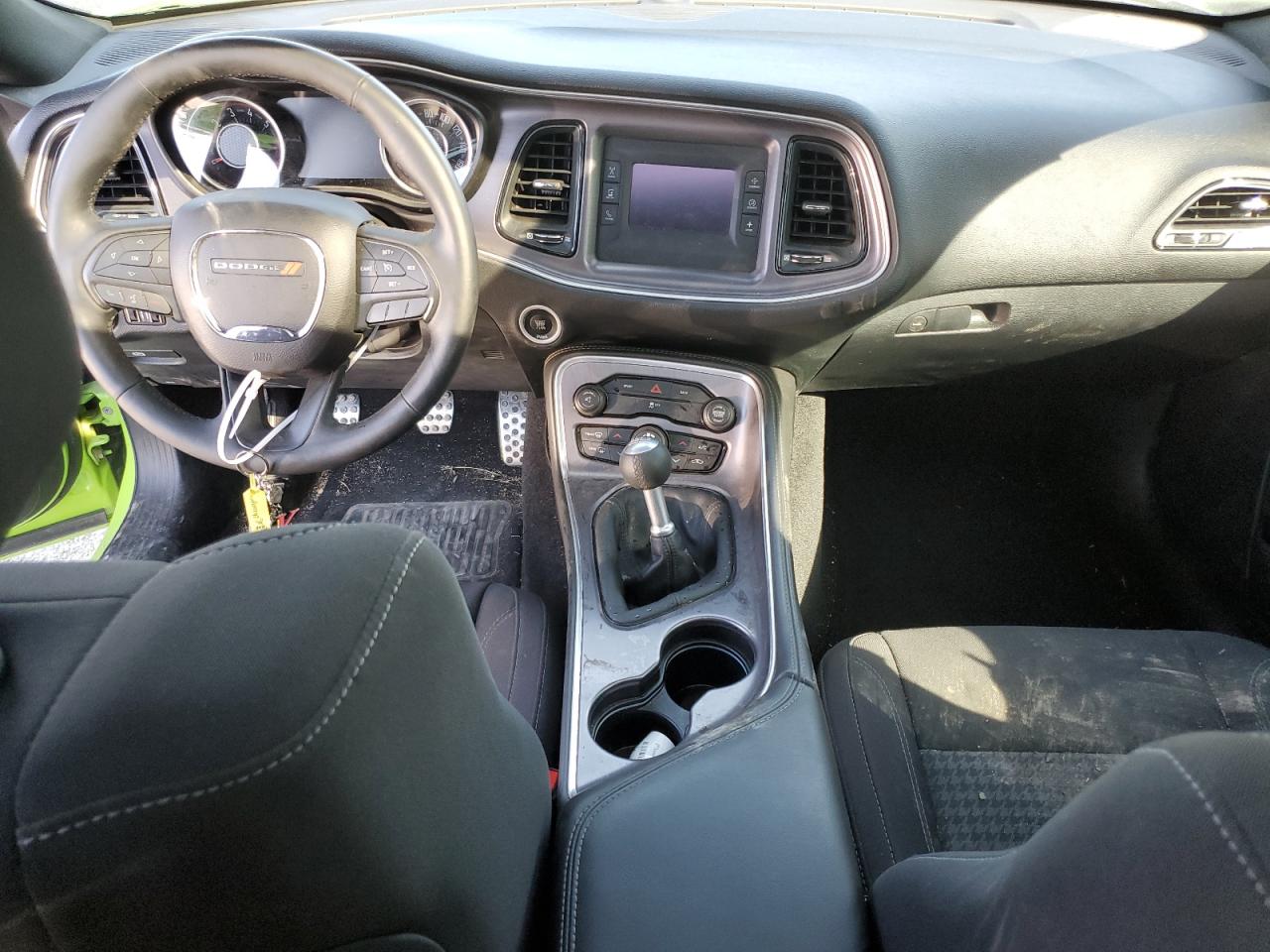 2C3CDZAT3FH717287 2015 Dodge Challenger Sxt