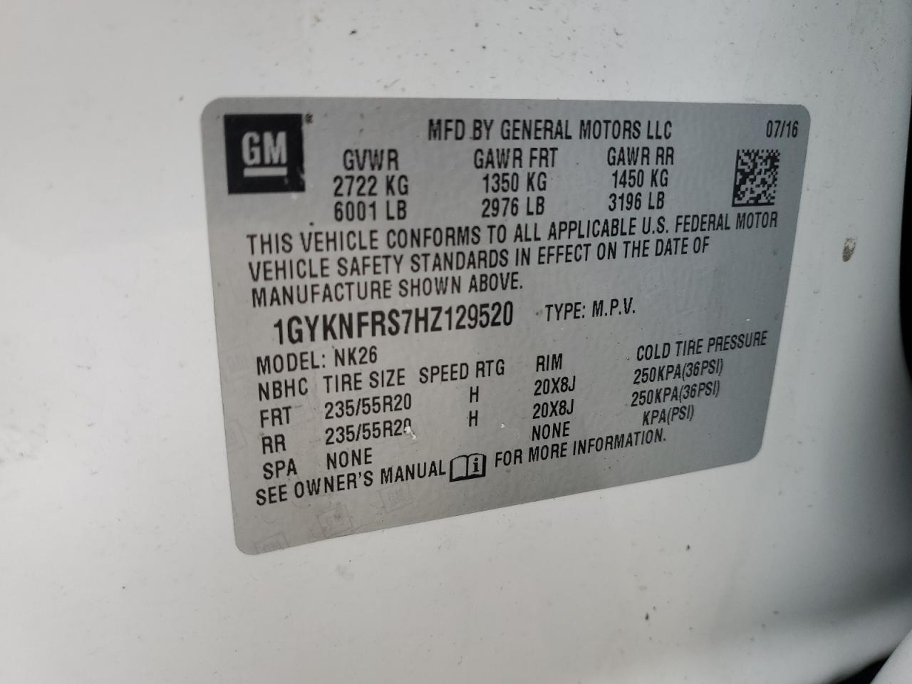 1GYKNFRS7HZ129520 2017 Cadillac Xt5 Platinum