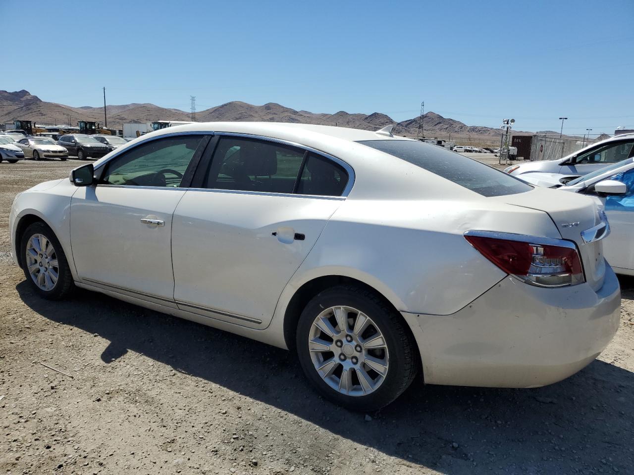 2012 Buick Lacrosse vin: 1G4GC5ER4CF285471