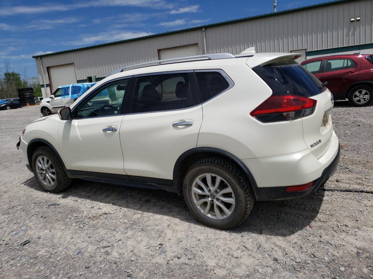 JN8AT2MV3JW351078 2018 Nissan Rogue S