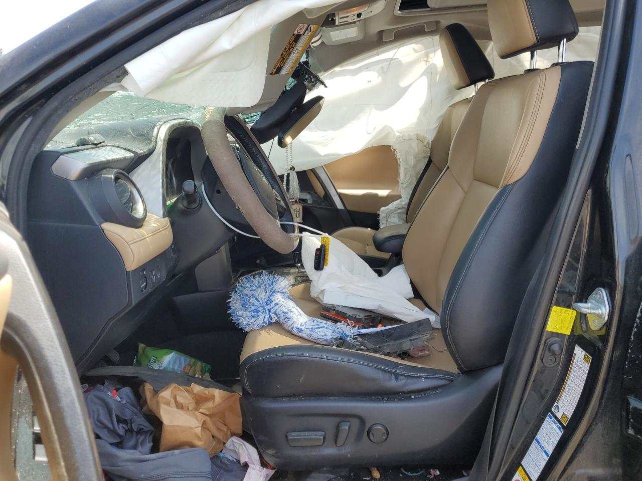 JTMDJREV1HD109661 2017 Toyota Rav4 Hv Limited