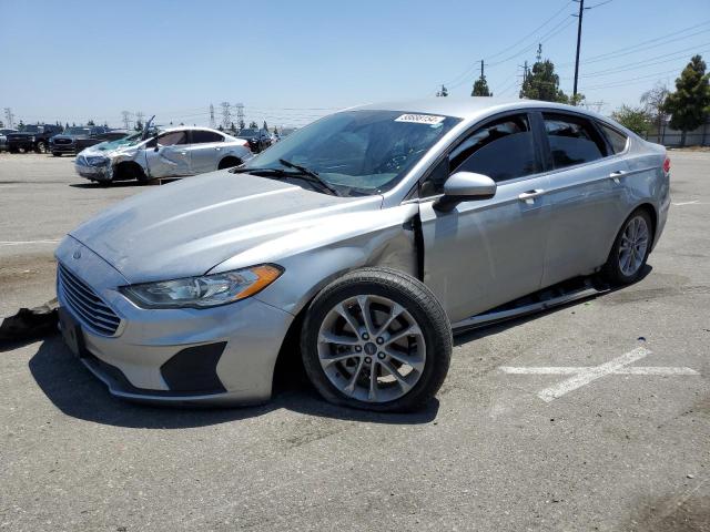 3FA6P0LUXLR135811 Ford Fusion SE