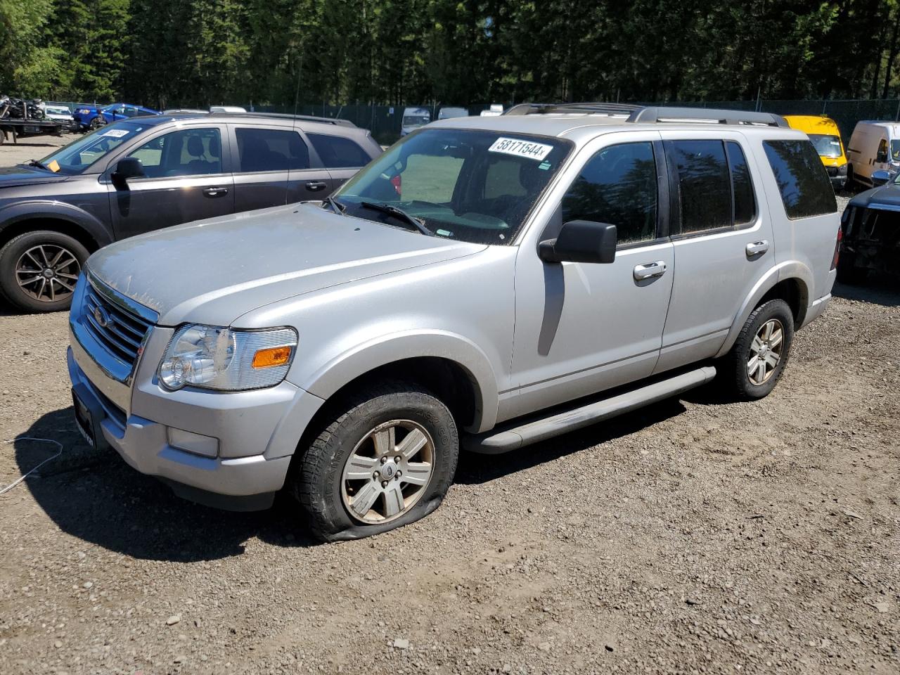 1FMEU7DE9AUA44190 2010 Ford Explorer Xlt