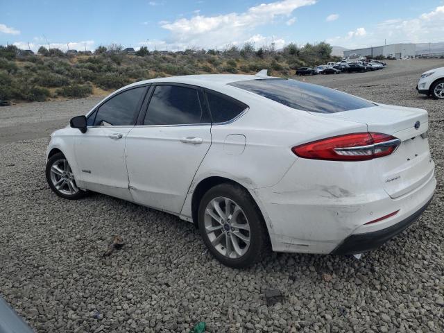 VIN 3FA6P0LU1KR115431 2019 Ford Fusion, SE no.2