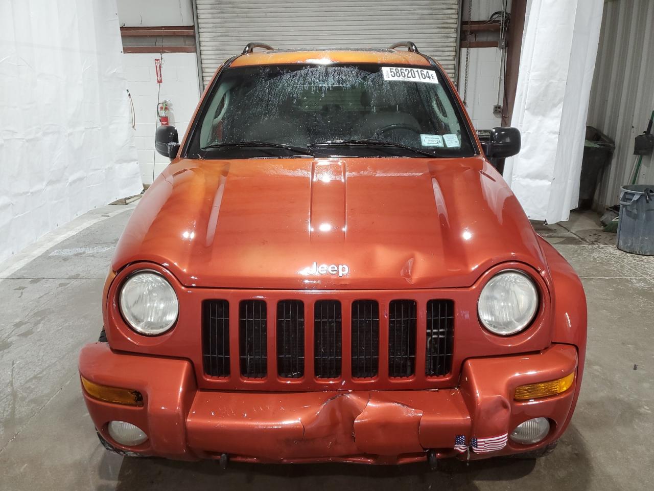 1J8GL58K72W175329 2002 Jeep Liberty Limited