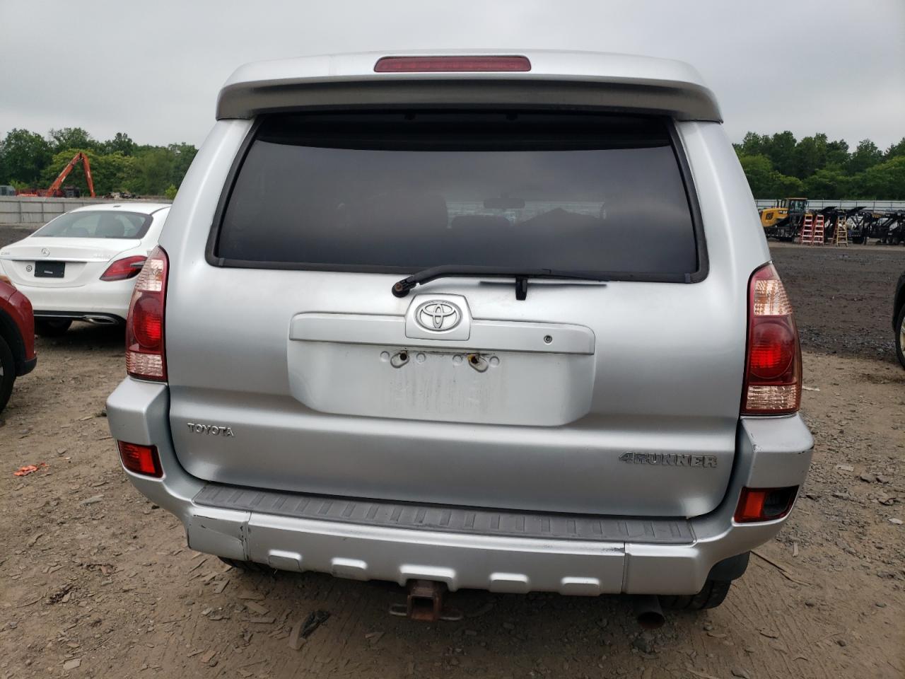 JTEBU14R358034577 2005 Toyota 4Runner Sr5