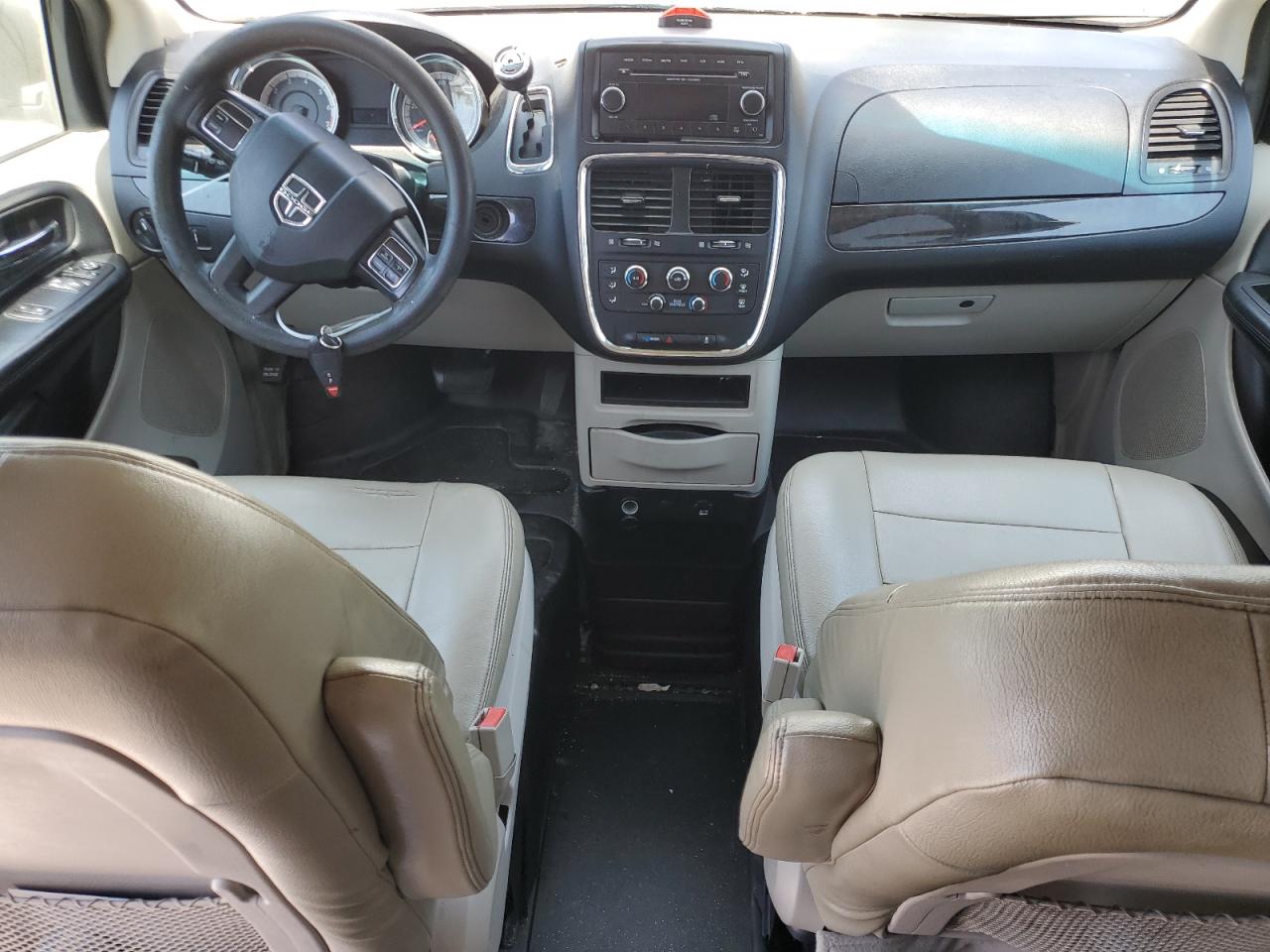 2C7WDGBG1GR195496 2016 Dodge Grand Caravan Se