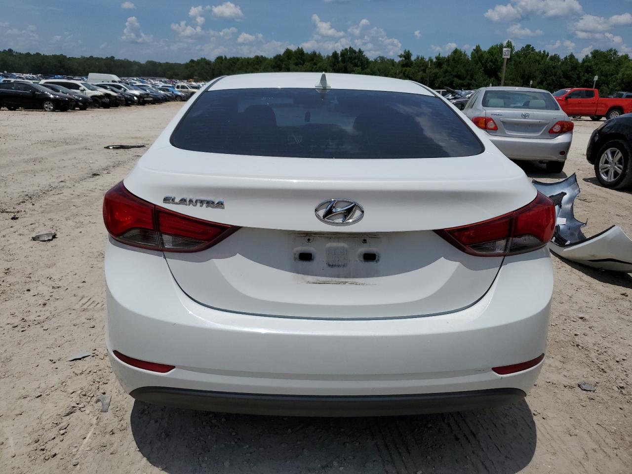 5NPDH4AE0EH521242 2014 Hyundai Elantra Se