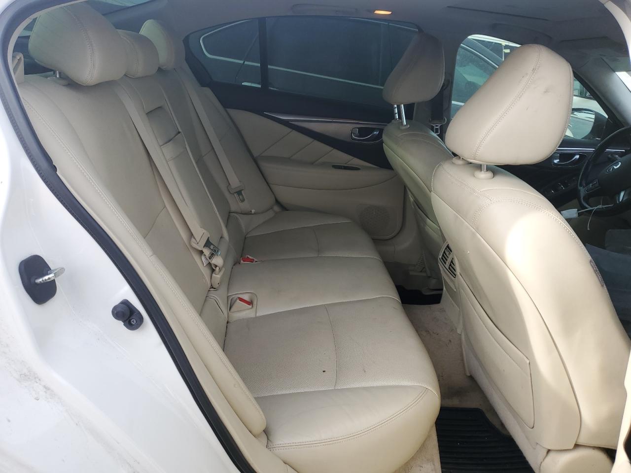 JN1BV7ARXFM400281 2015 Infiniti Q50 Base