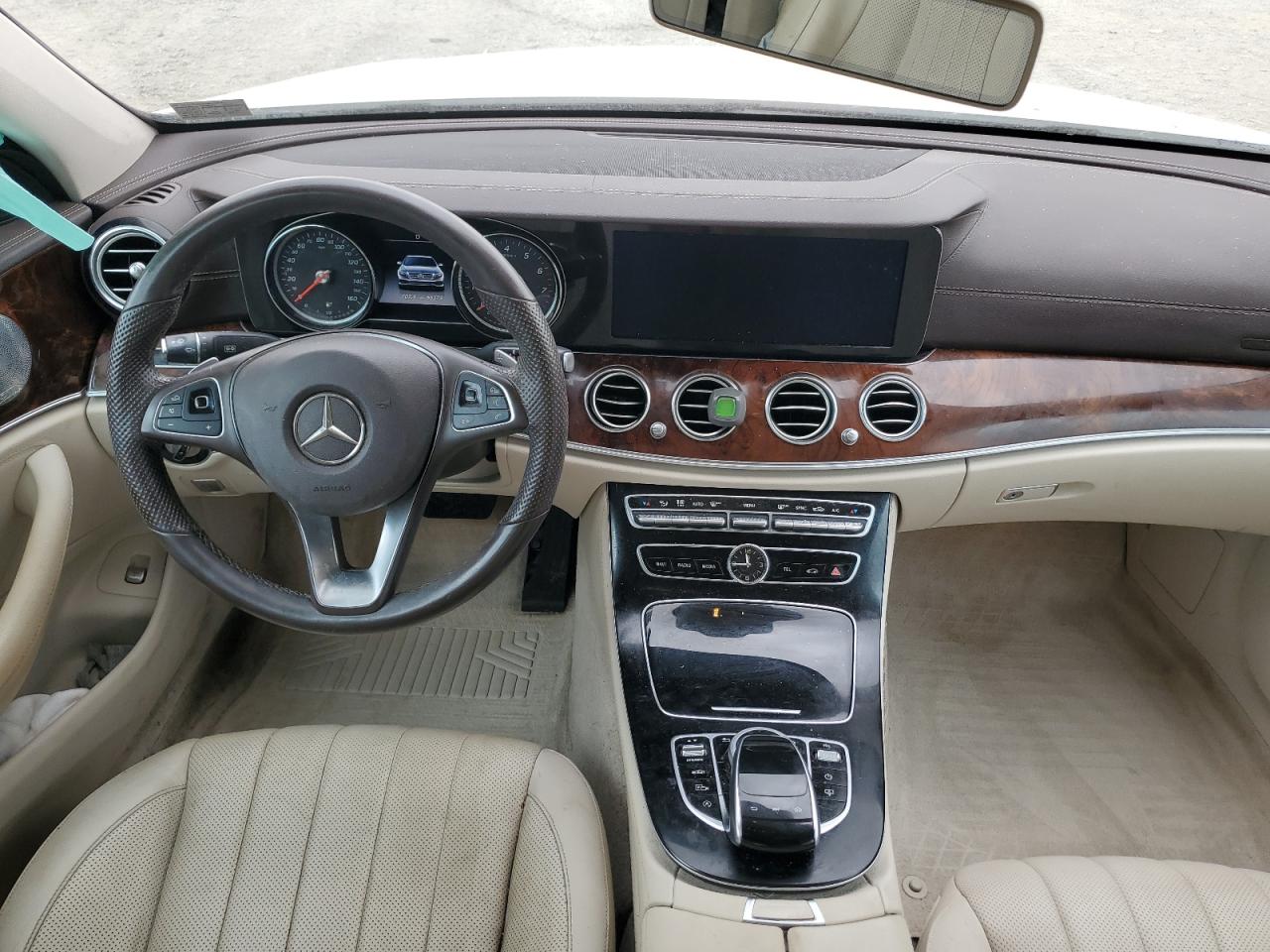 WDDZF4KB1HA208170 2017 Mercedes-Benz E 300 4Matic