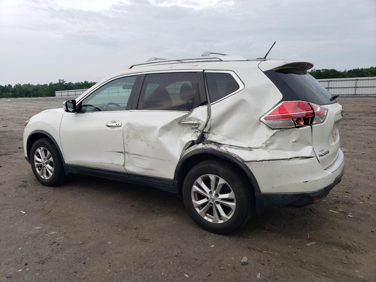 KNMAT2MTXGP714666 2016 Nissan Rogue S