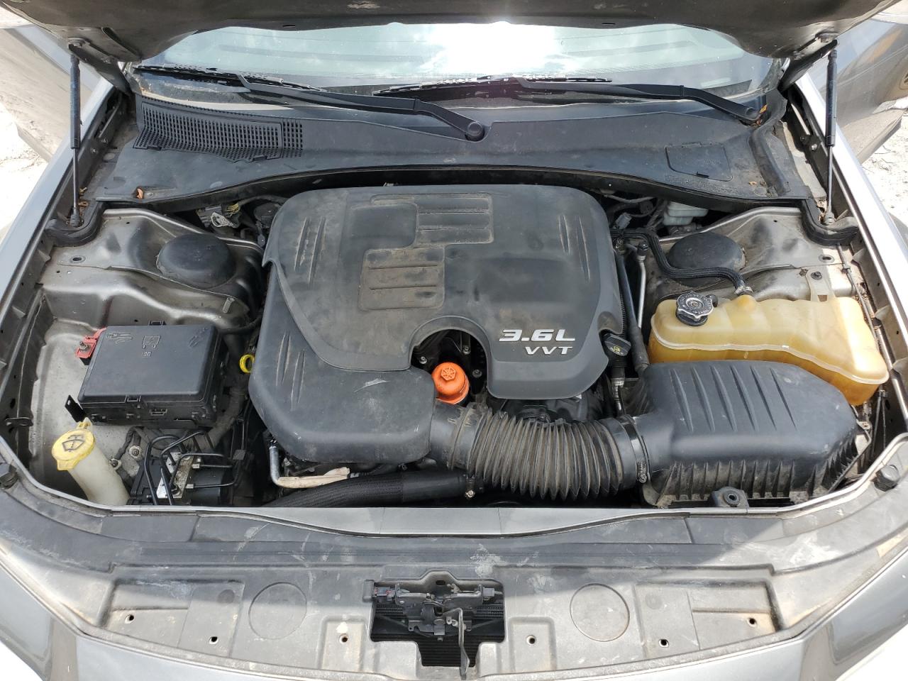 2C3CA5CG6BH552864 2011 Chrysler 300 Limited