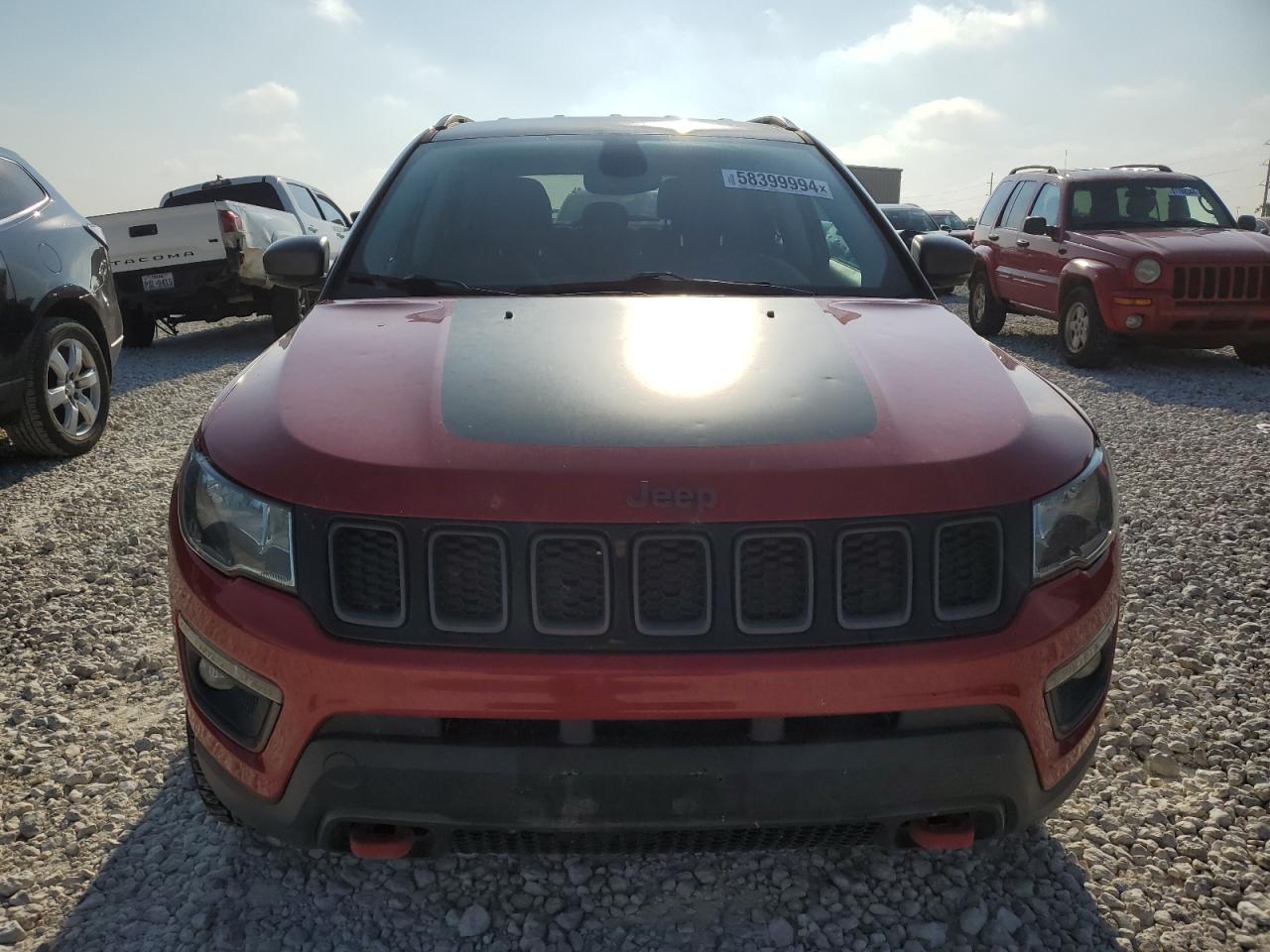 3C4NJDDBXKT671168 2019 Jeep Compass Trailhawk