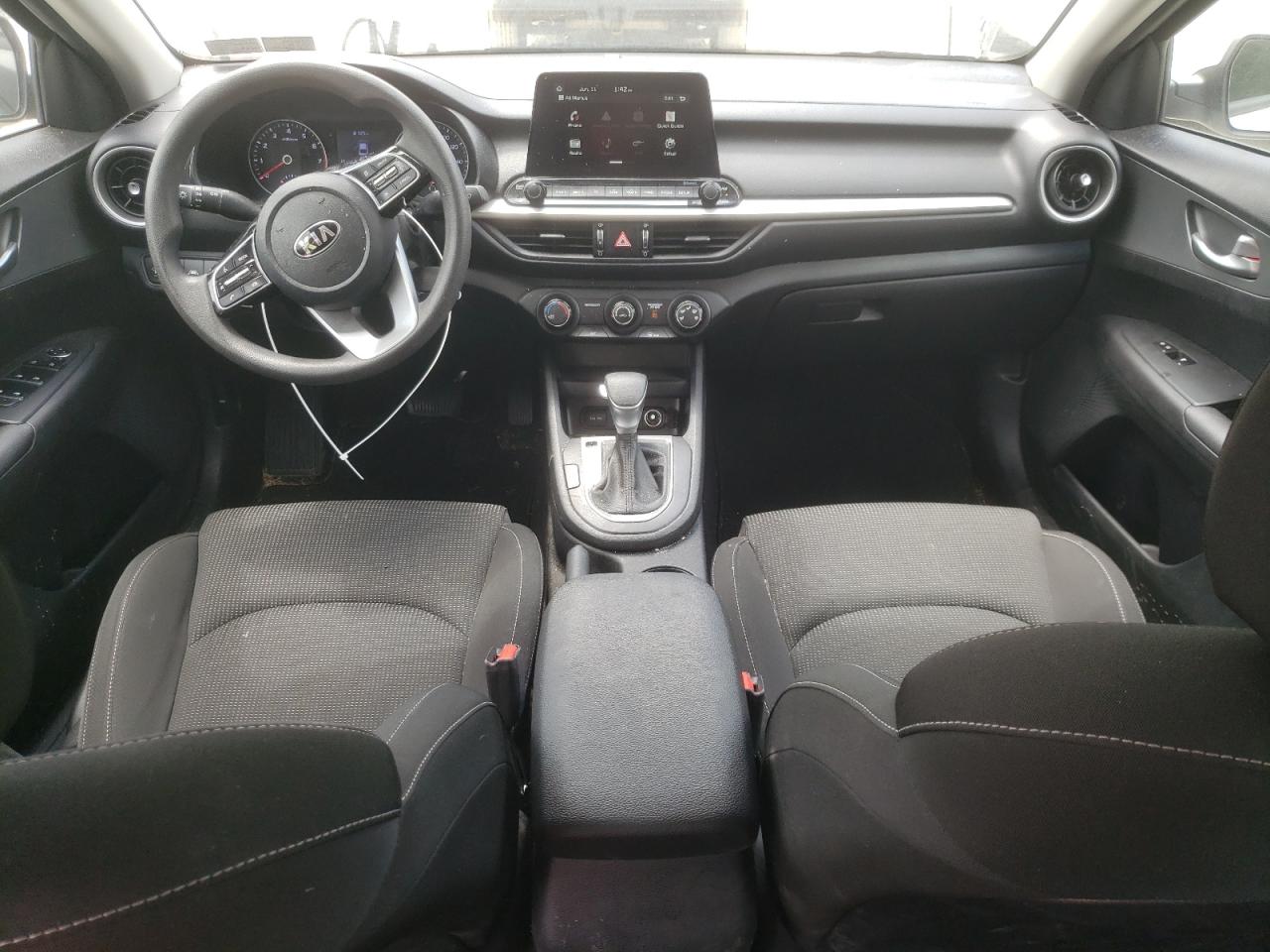 3KPF24AD4ME404929 2021 Kia Forte Fe