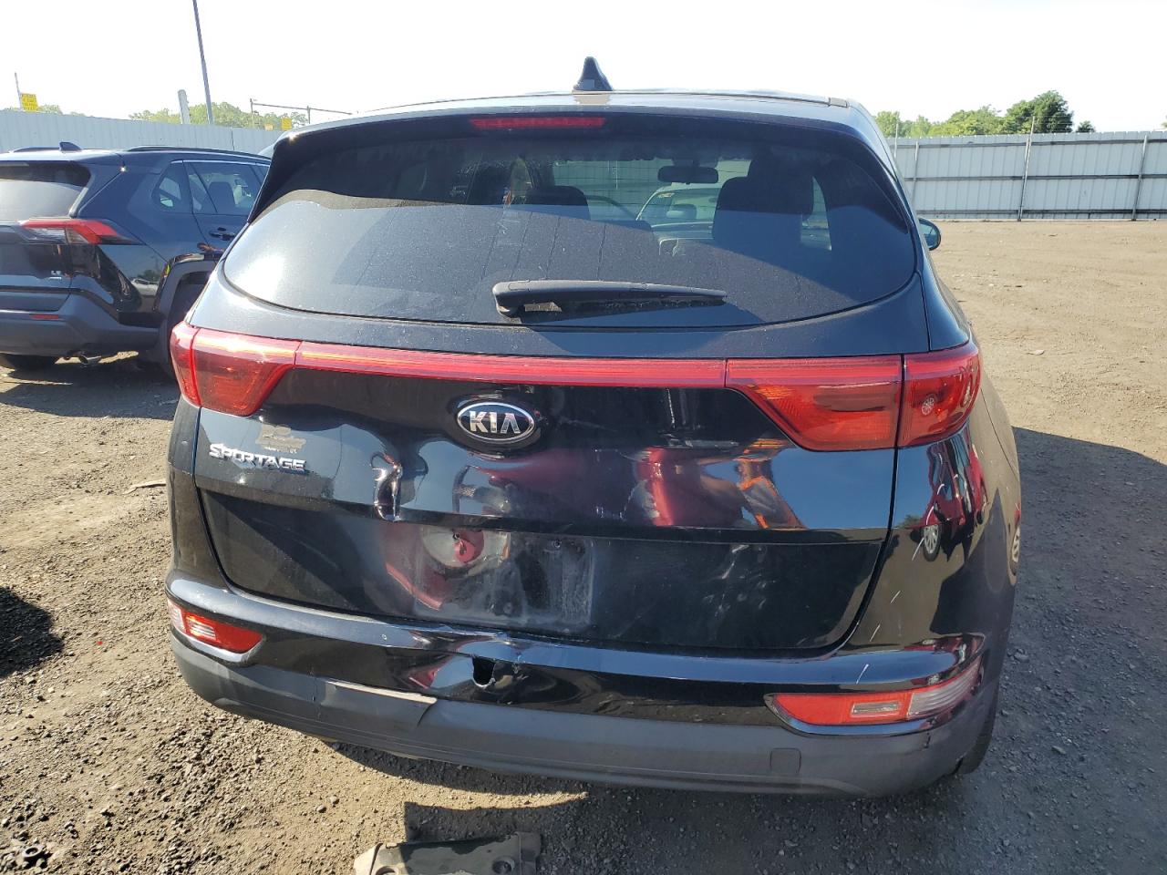 KNDPMCAC3H7186603 2017 Kia Sportage Lx