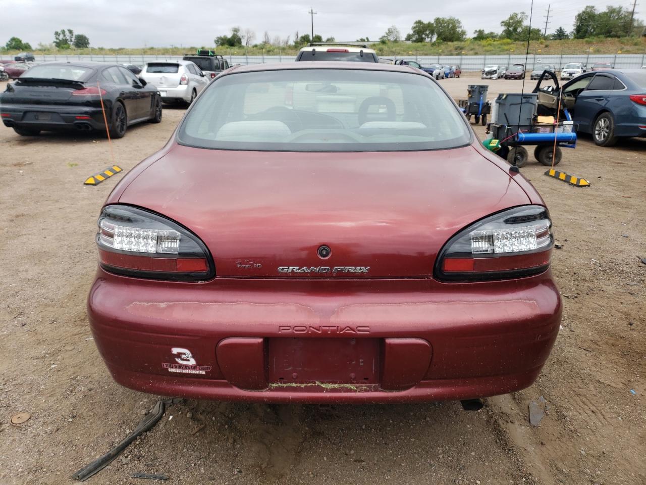 1G2WJ52J1YF236227 2000 Pontiac Grand Prix Se