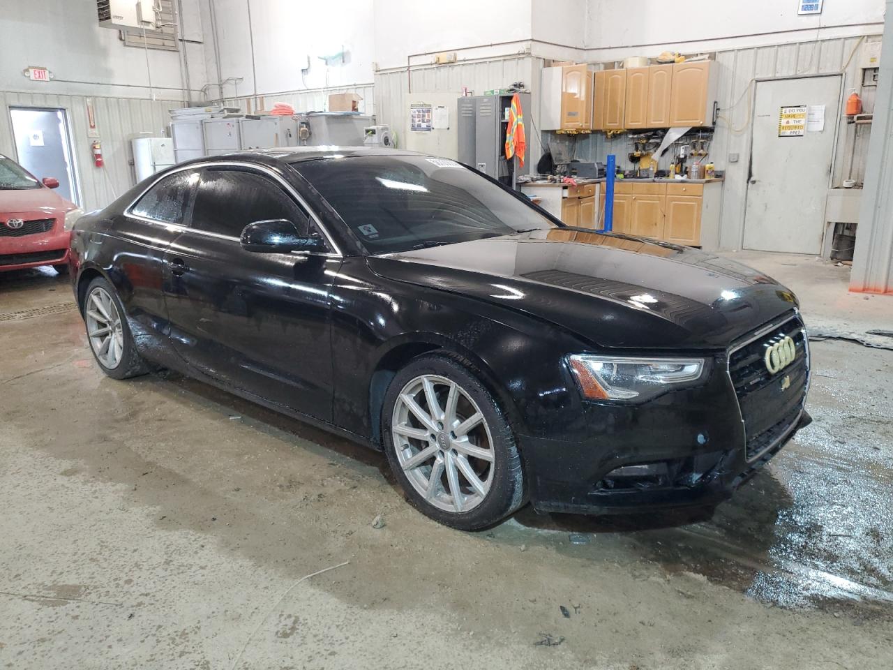 2015 Audi A5 Premium vin: WAUCFAFR7FA014307