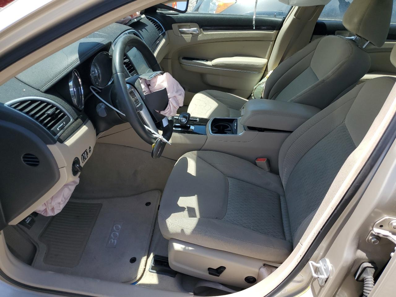 2C3CCAAG4CH272948 2012 Chrysler 300