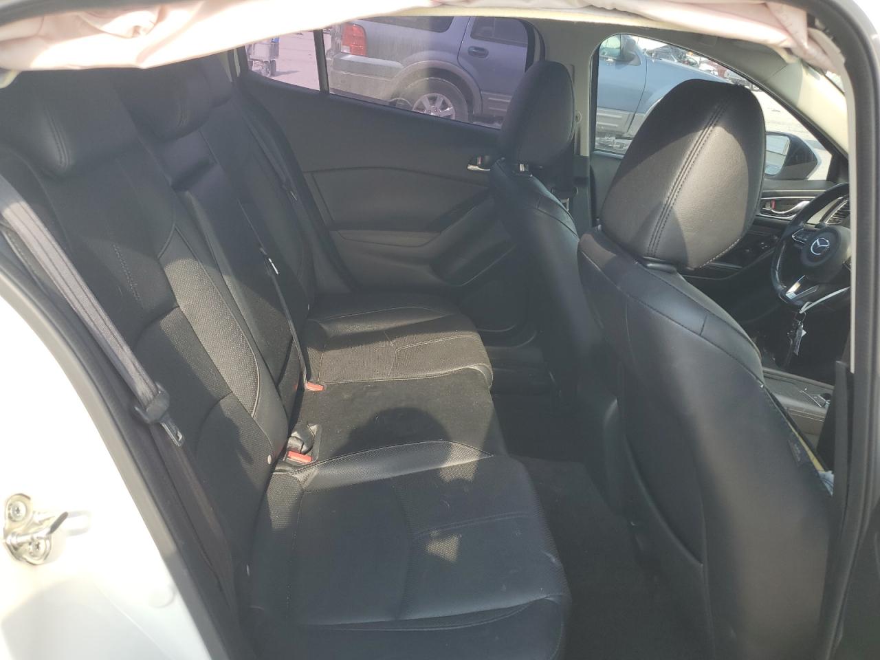 JM1BN1M37H1148320 2017 Mazda 3 Grand Touring