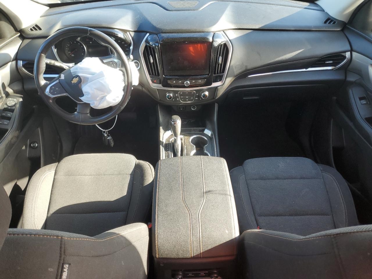 1GNEVGKW4KJ181884 2019 Chevrolet Traverse Lt