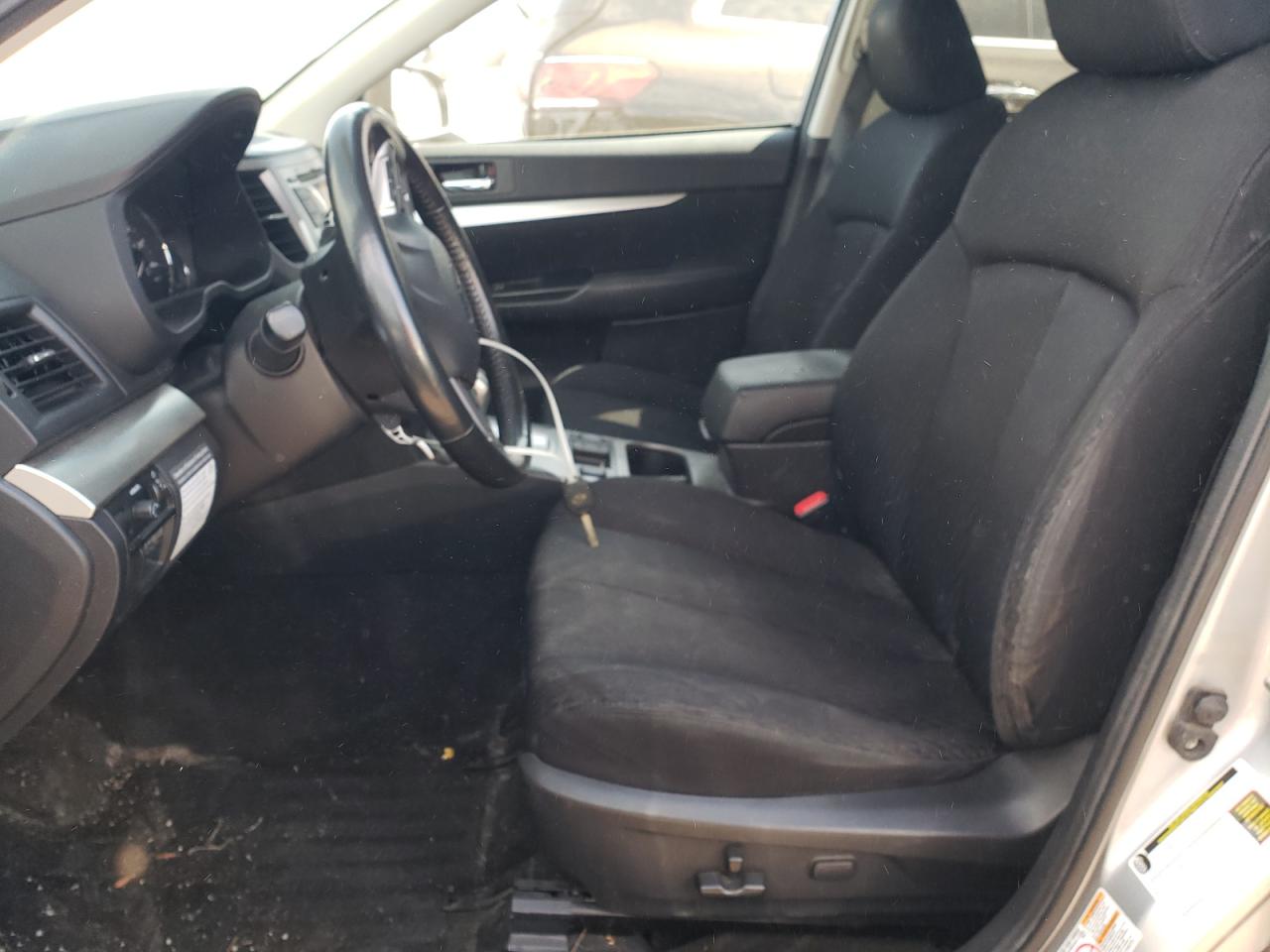 4S4BRCGC8C3250424 2012 Subaru Outback 2.5I Premium