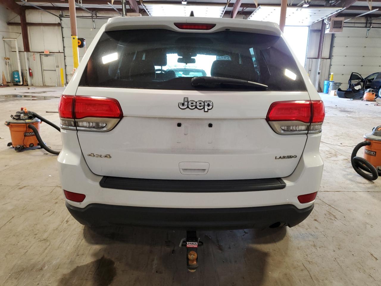 1C4RJFAG6EC104226 2014 Jeep Grand Cherokee Laredo