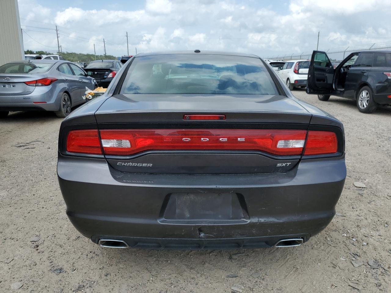 2C3CDXHG3EH146394 2014 Dodge Charger Sxt