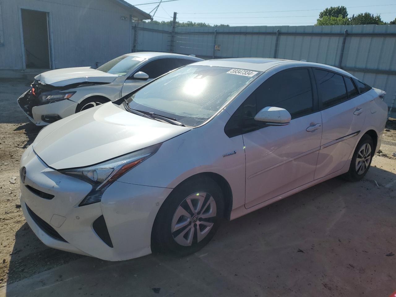 2018 Toyota Prius vin: JTDKARFU3J3064750