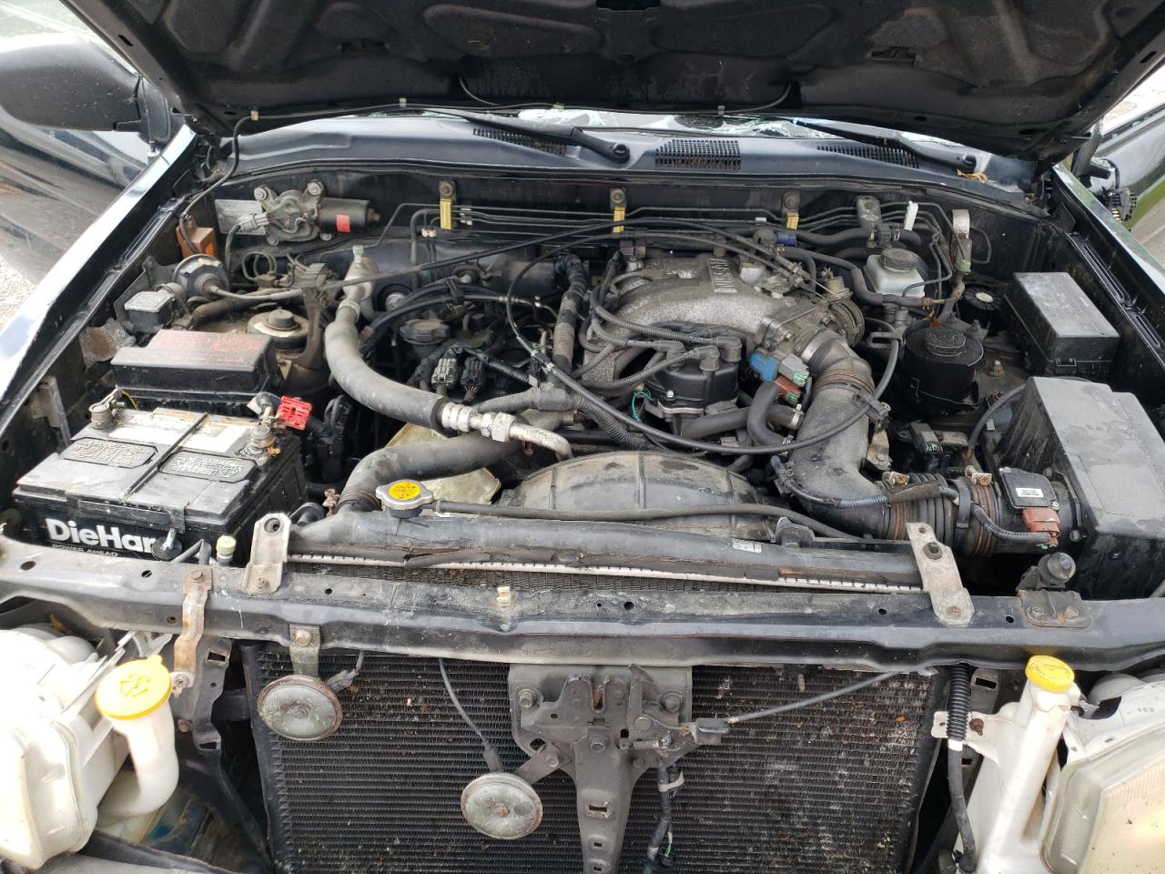 JN8AR07Y7YW396169 2000 Nissan Pathfinder Le