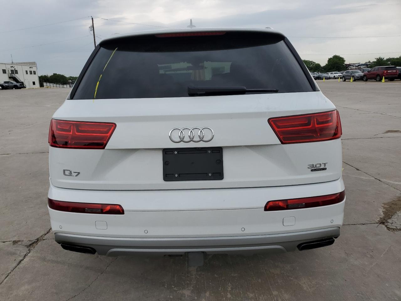 WA1VAAF78JD021891 2018 Audi Q7 Prestige
