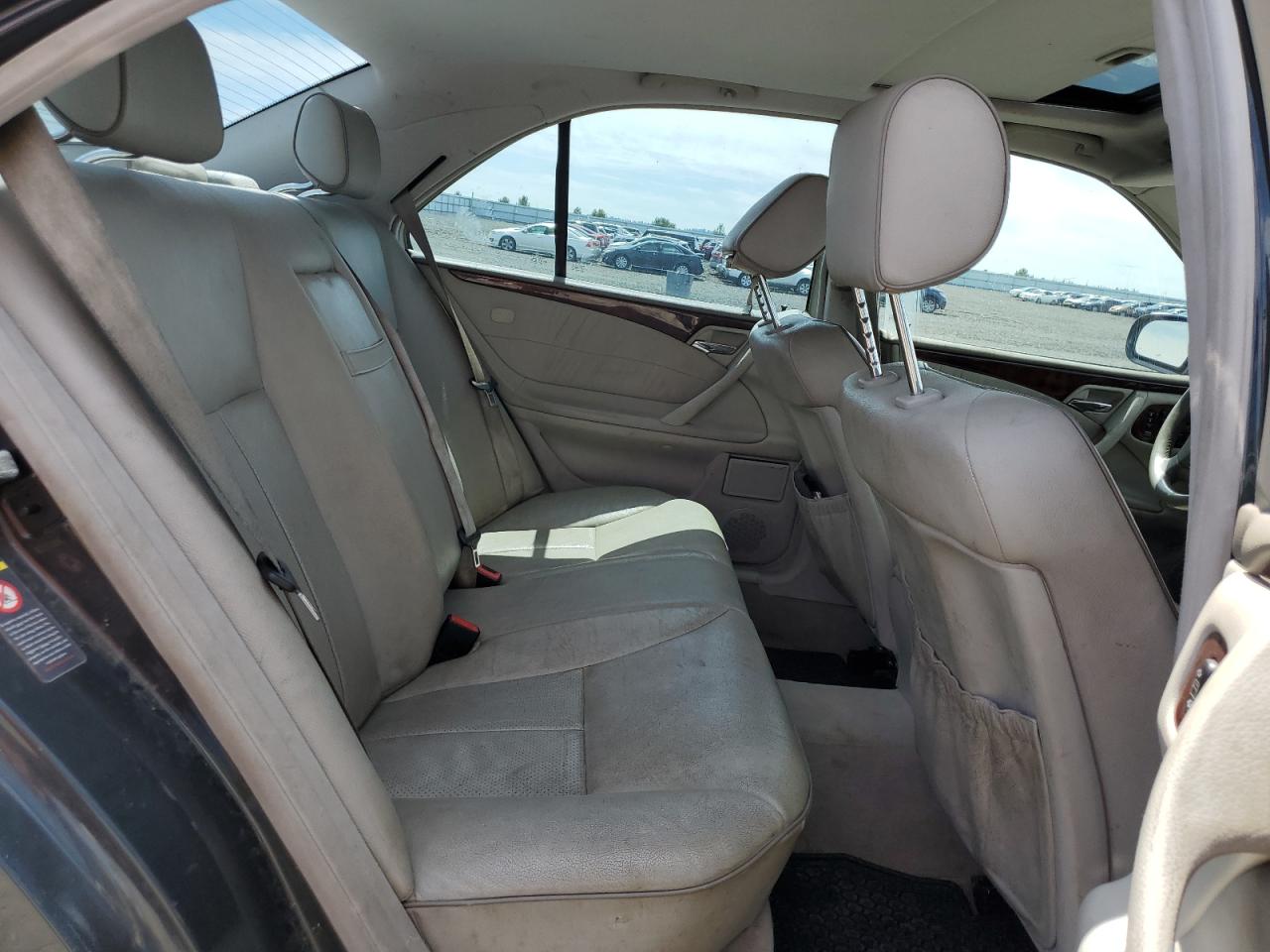 WDBJF82J91X044545 2001 Mercedes-Benz E 320 4Matic