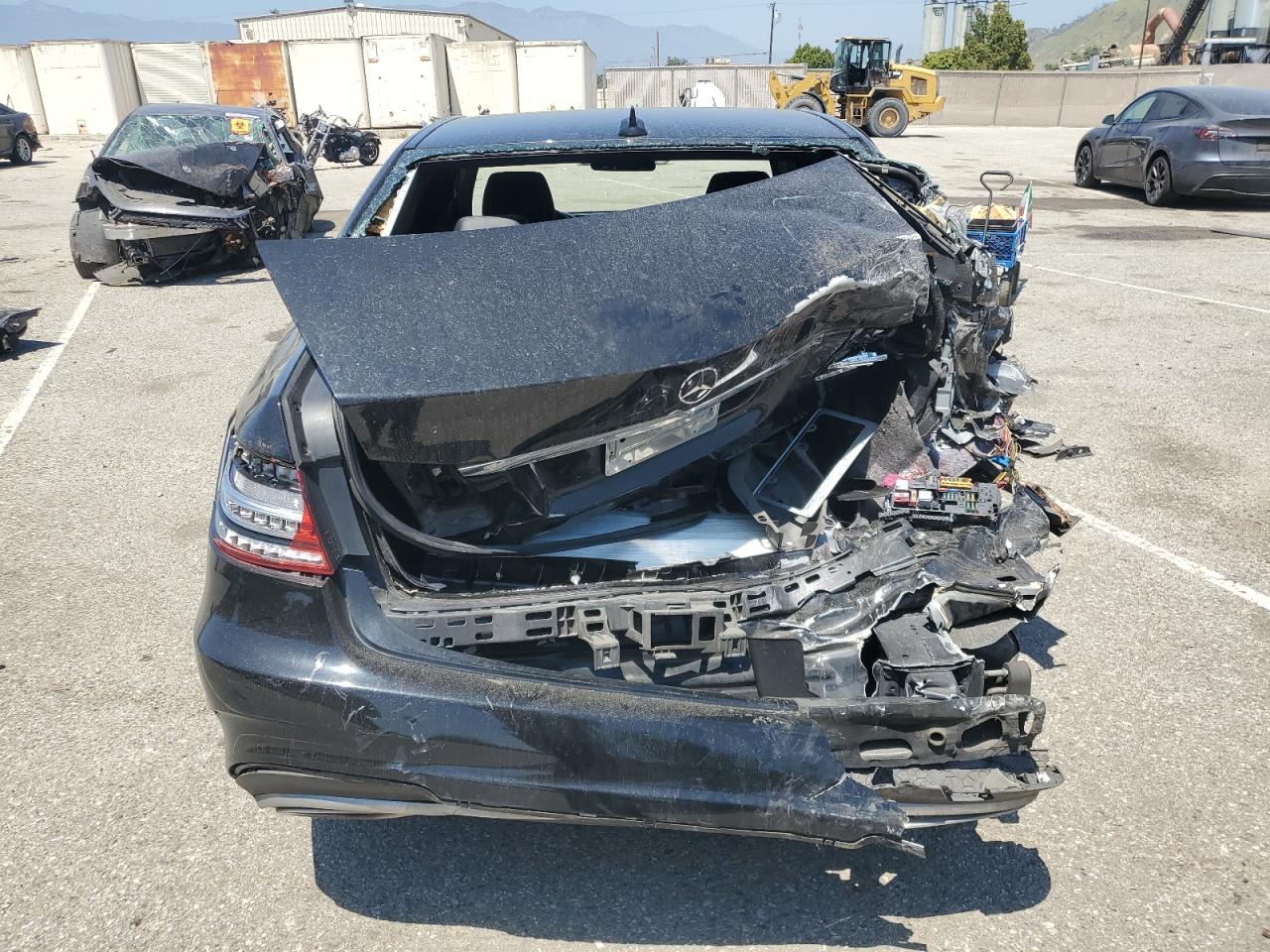 WDDHF5KB3EA975001 2014 Mercedes-Benz E 350