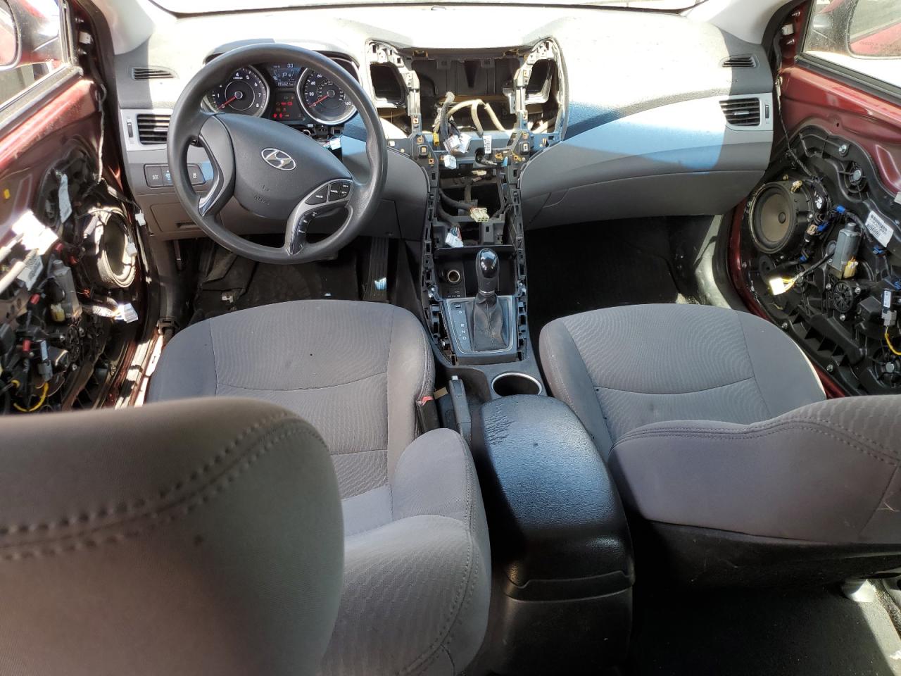 5NPDH4AE3EH460825 2014 Hyundai Elantra Se