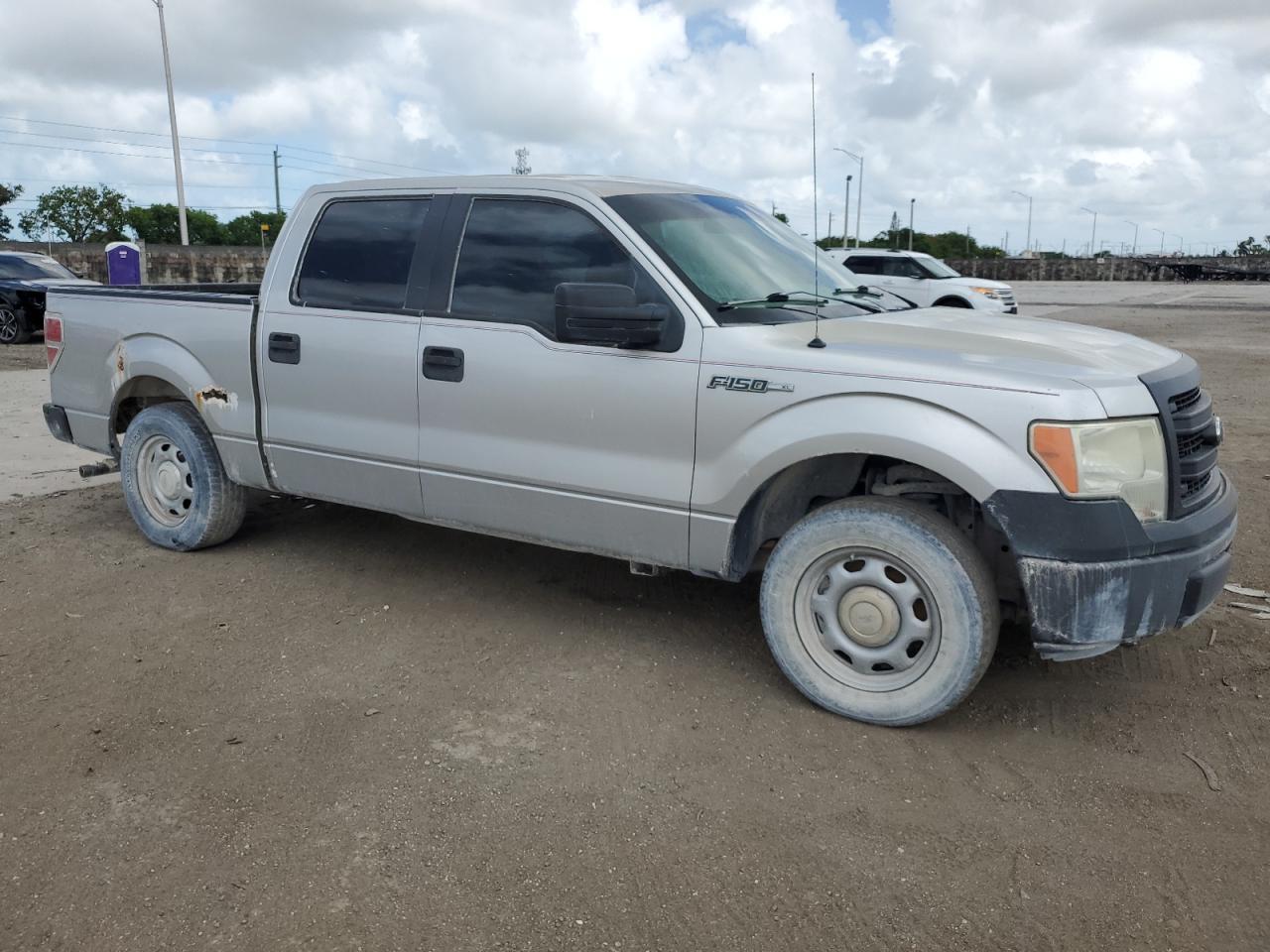 2014 Ford F150 Supercrew vin: 1FTEW1CM1EFB62765