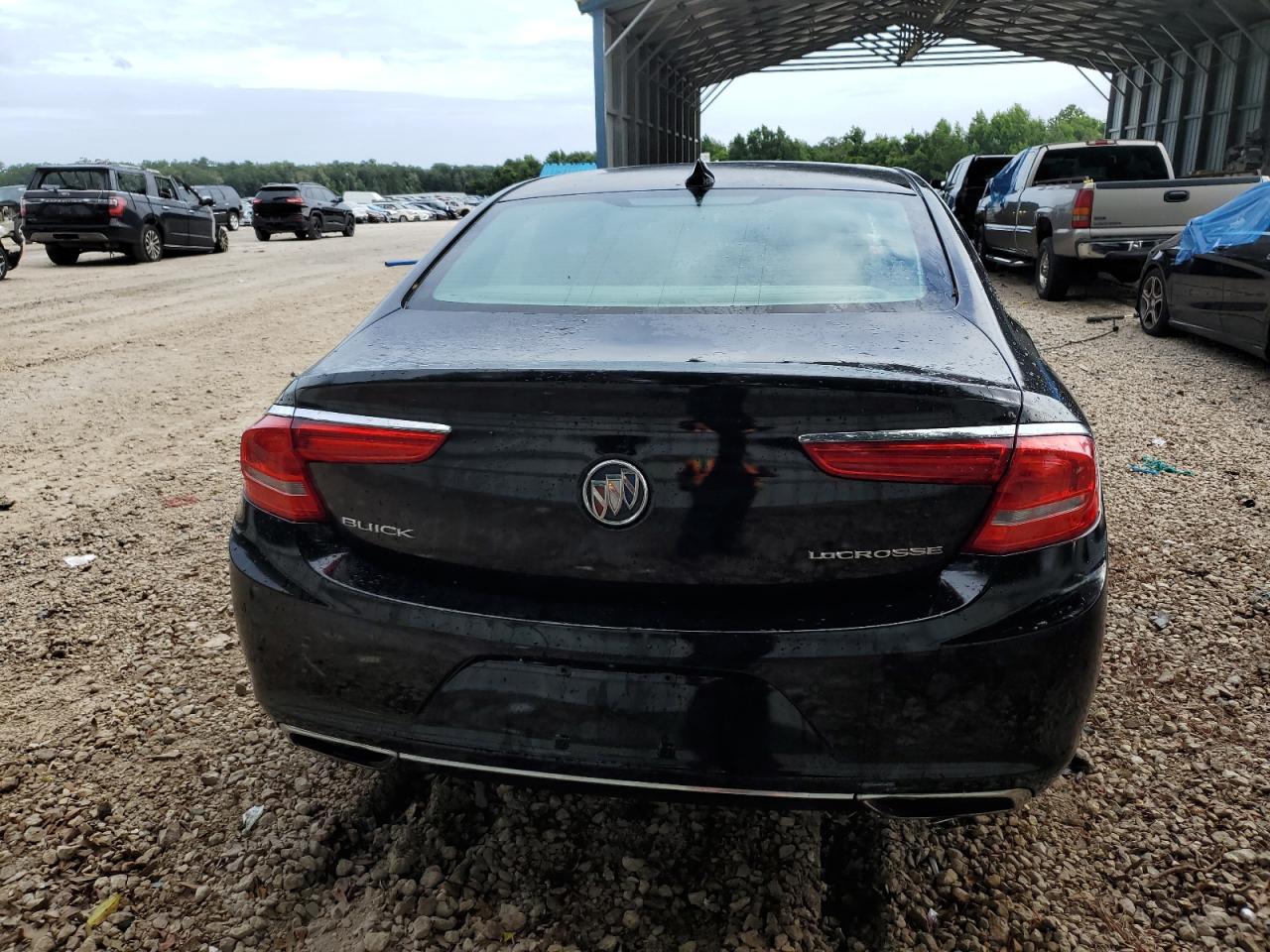 1G4ZR5SS5HU172663 2017 Buick Lacrosse Premium