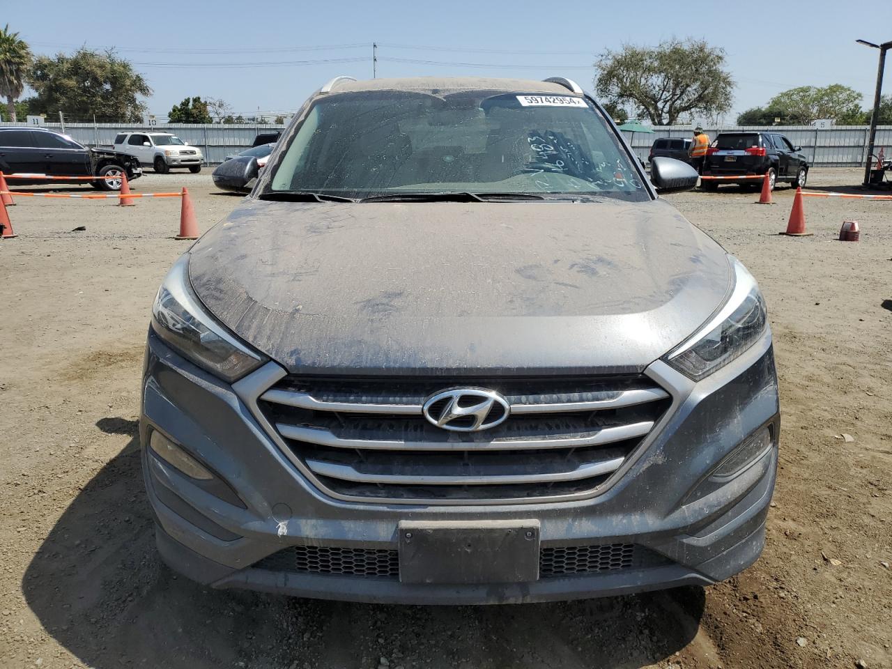 2018 Hyundai Tucson Sel vin: KM8J33A48JU598147