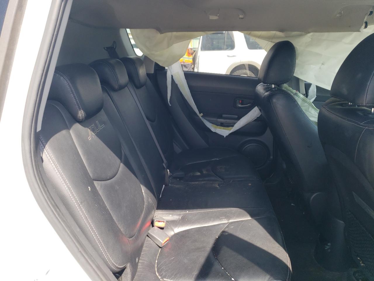 KNDJT2A28A7167576 2010 Kia Soul +