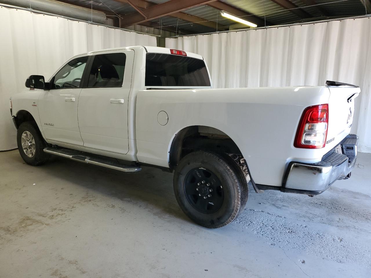 3C6UR5DL7NG423094 2022 Ram 2500 Big Horn/Lone Star