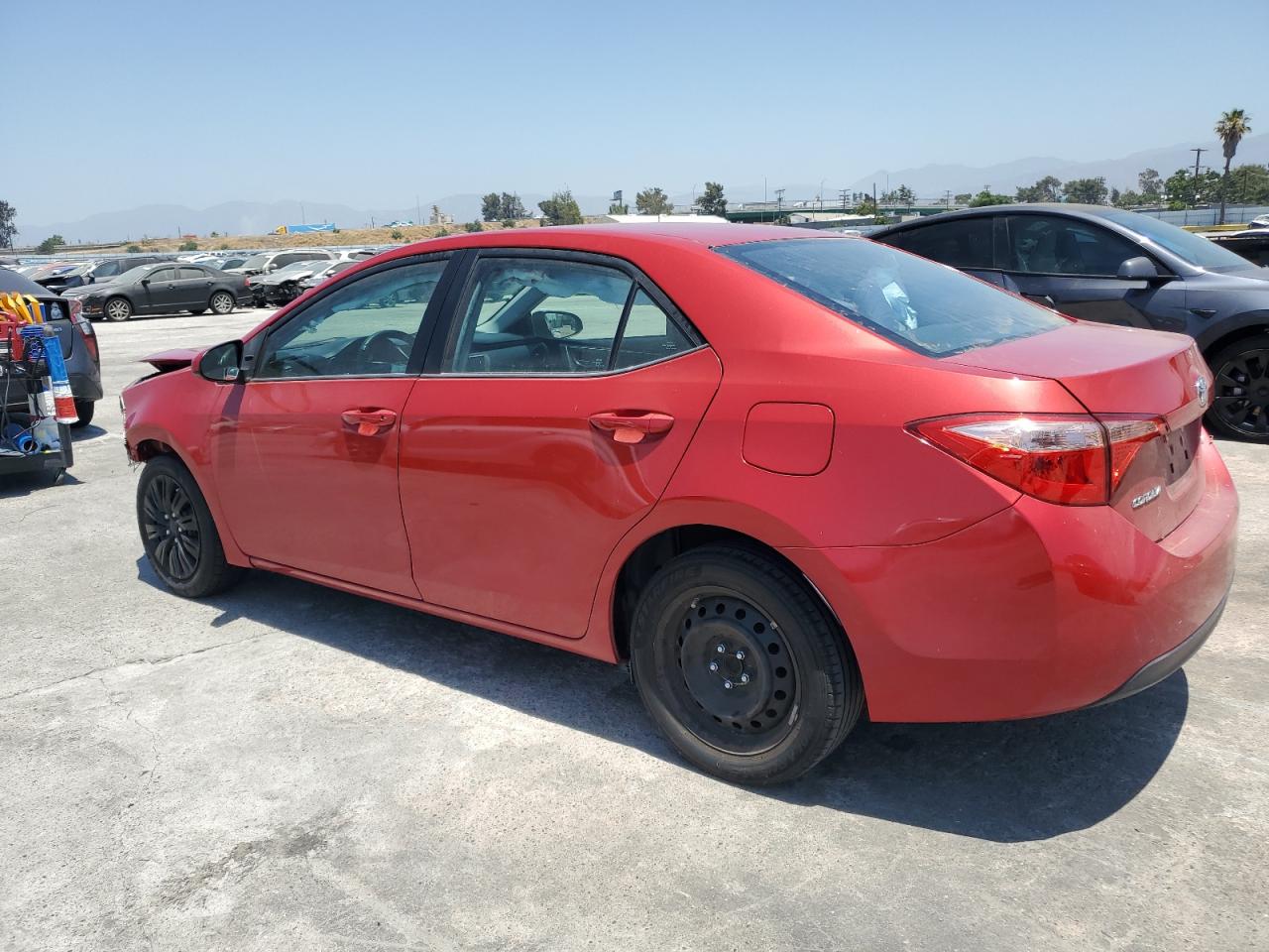 5YFBURHE2JP851175 2018 Toyota Corolla L