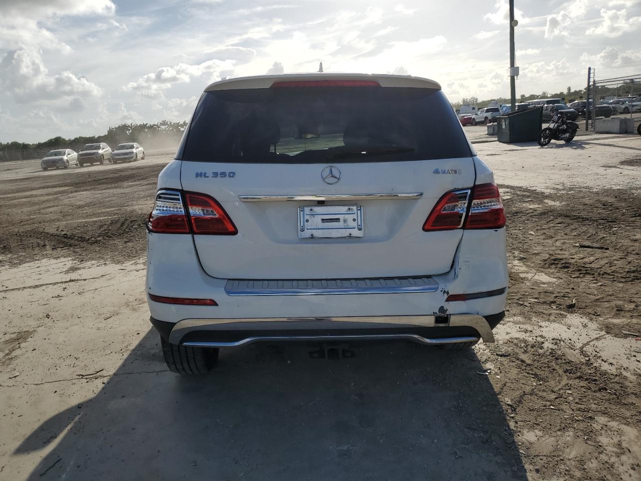 4JGDA5HB7FA550716 2015 Mercedes-Benz Ml 350 4Matic