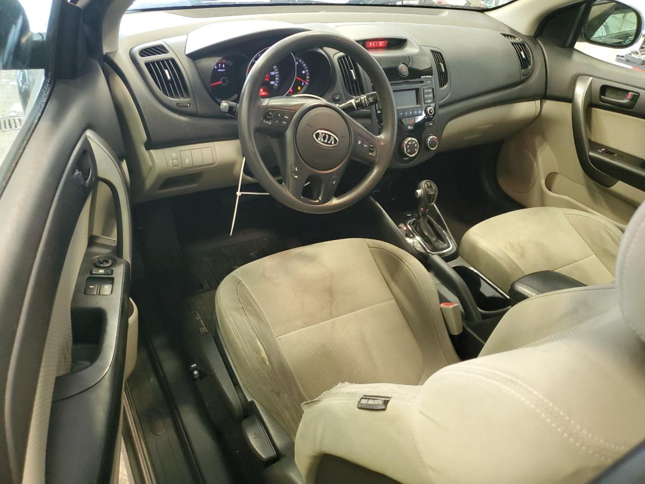 KNAFU6A25B5403556 2011 Kia Forte Ex