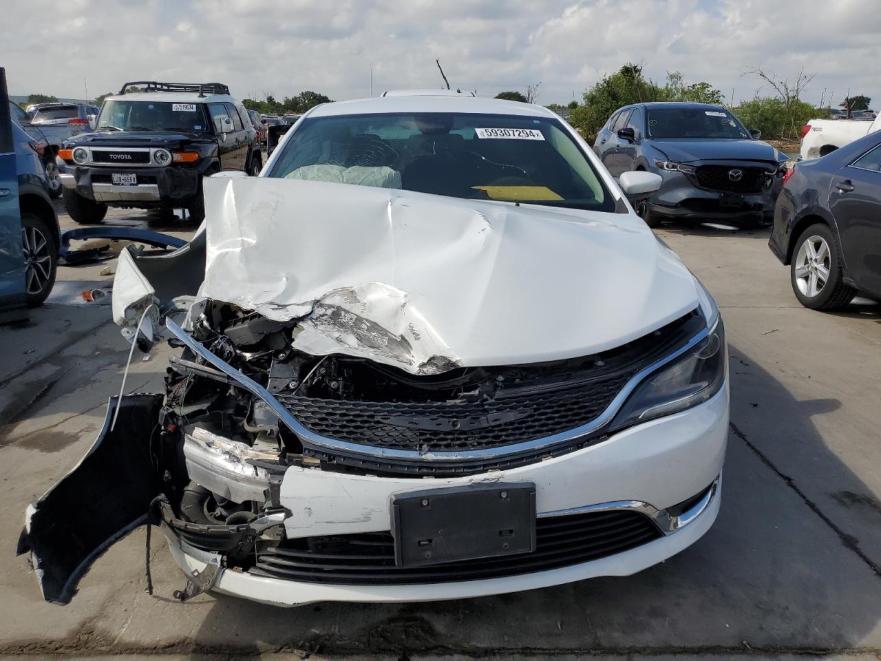 2015 Chrysler 200 Limited vin: 1C3CCCAB6FN754817