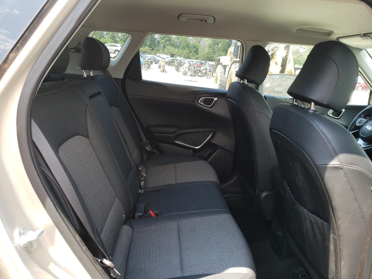 KNDJ33AU4L7071969 2020 Kia Soul Ex