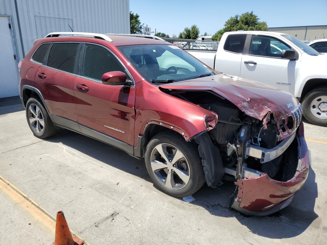 2019 Jeep Cherokee Limited vin: 1C4PJLDB3KD388183