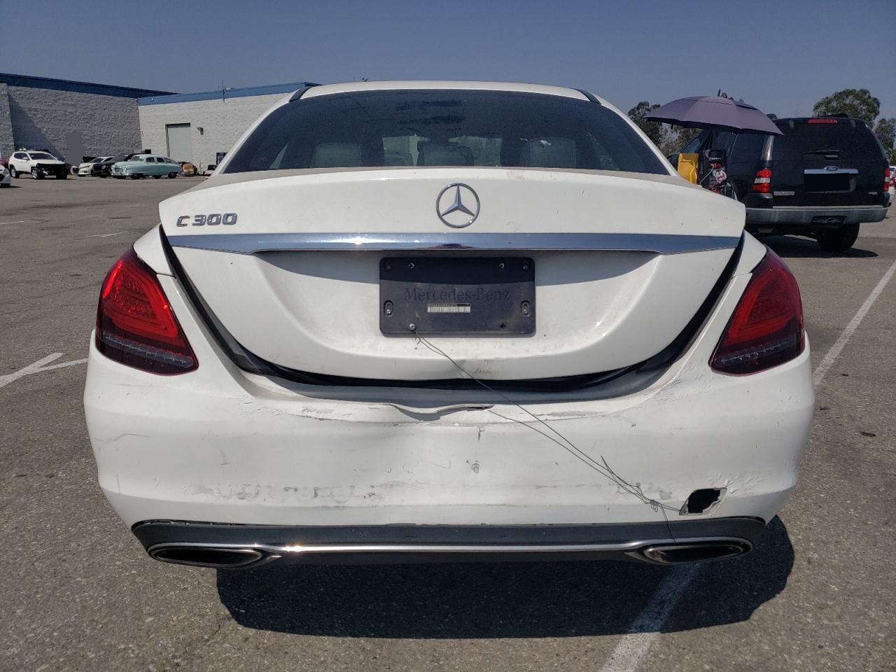 WDDWF8DB9KR503274 2019 Mercedes-Benz C 300