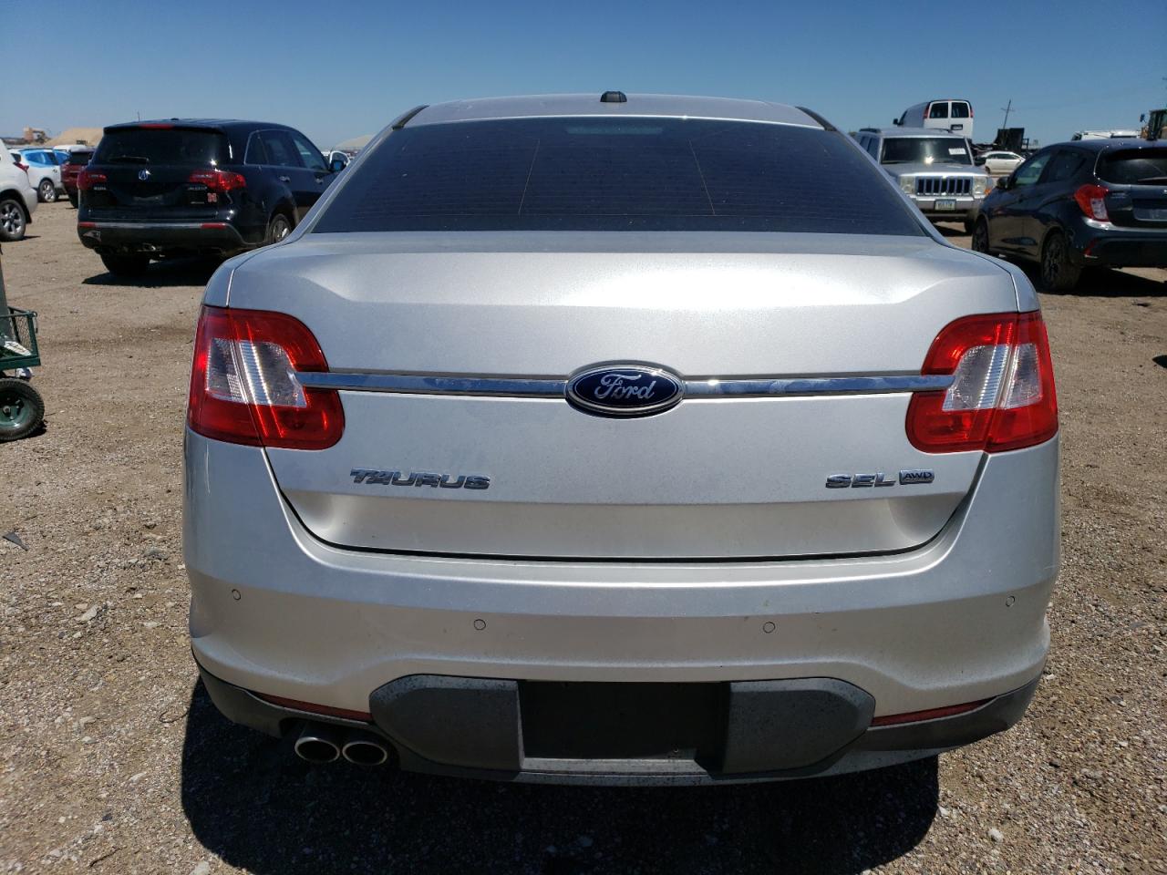 1FAHP2HW1BG138116 2011 Ford Taurus Sel