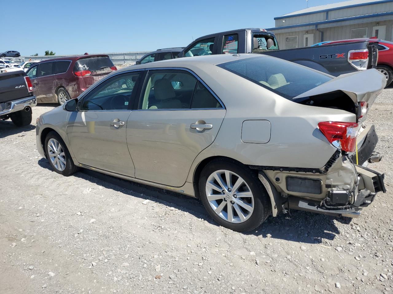 Lot #2821762423 2014 TOYOTA CAMRY SE