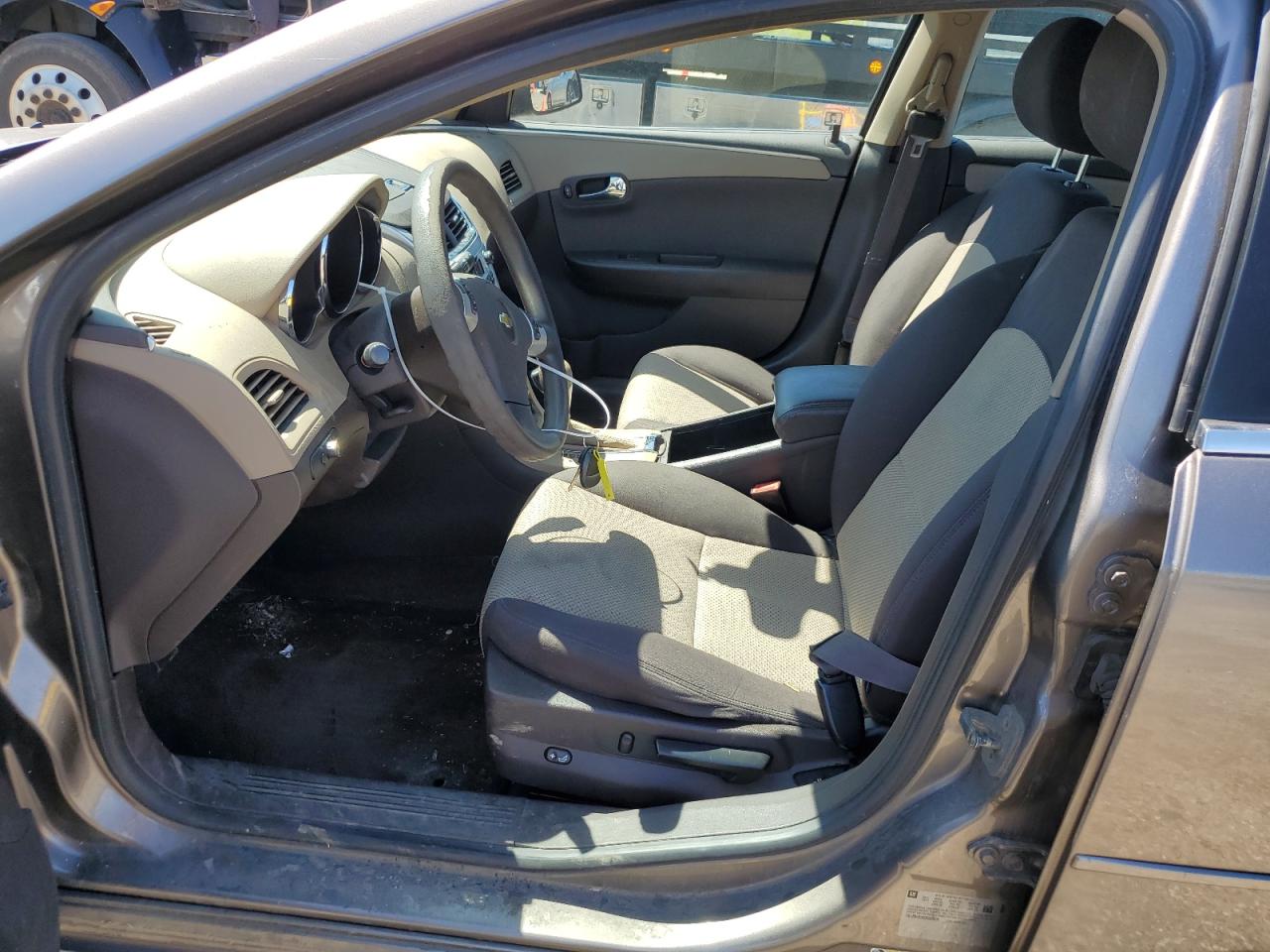 1G1ZB5E05CF225306 2012 Chevrolet Malibu Ls