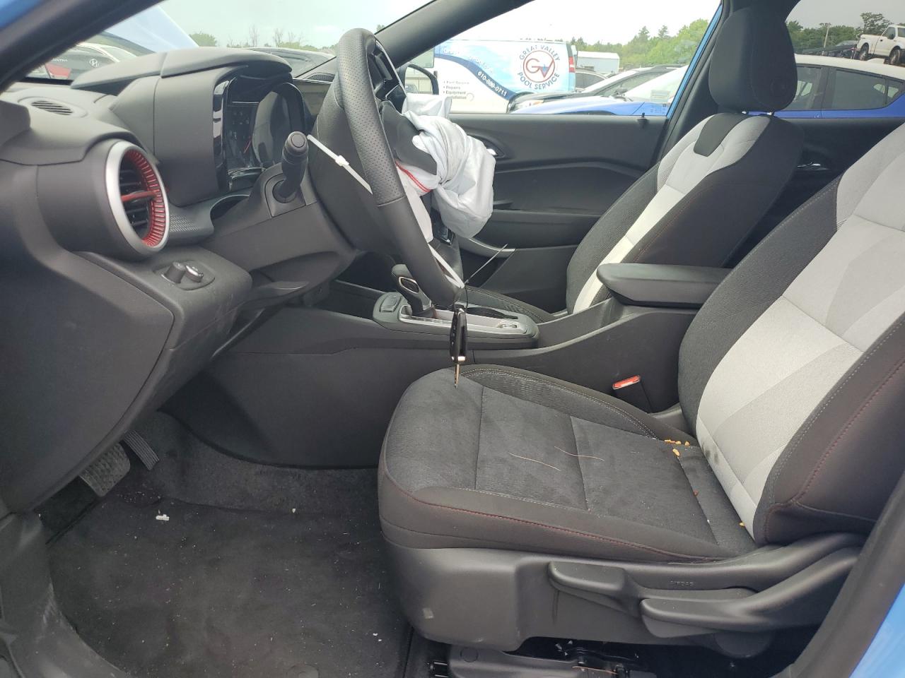 KL77LGE29RC145653 2024 Chevrolet Trax 1Rs