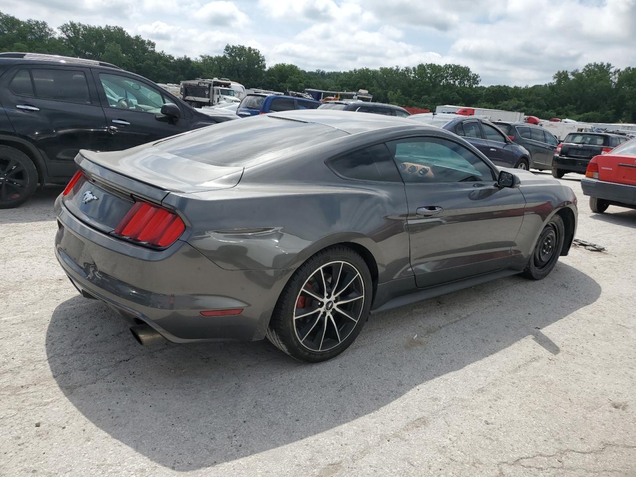 1FA6P8TH9G5221685 2016 Ford Mustang